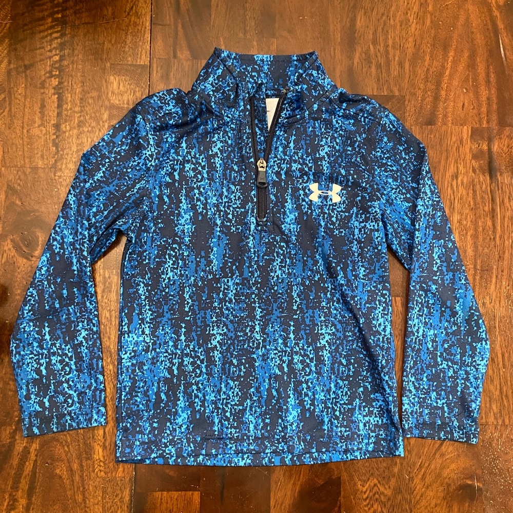 Boys Under Armour half zip lightweight pull over
